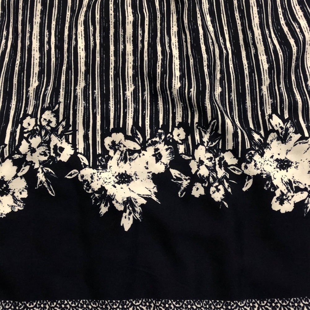 Off shoulder top - Picture 3 of 4